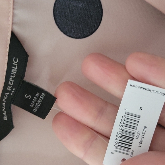 NEW! BANANA REPUBLIC FACTORY Polka Dot Pajama Shirt Top Only- Small. - Picture 4 of 5